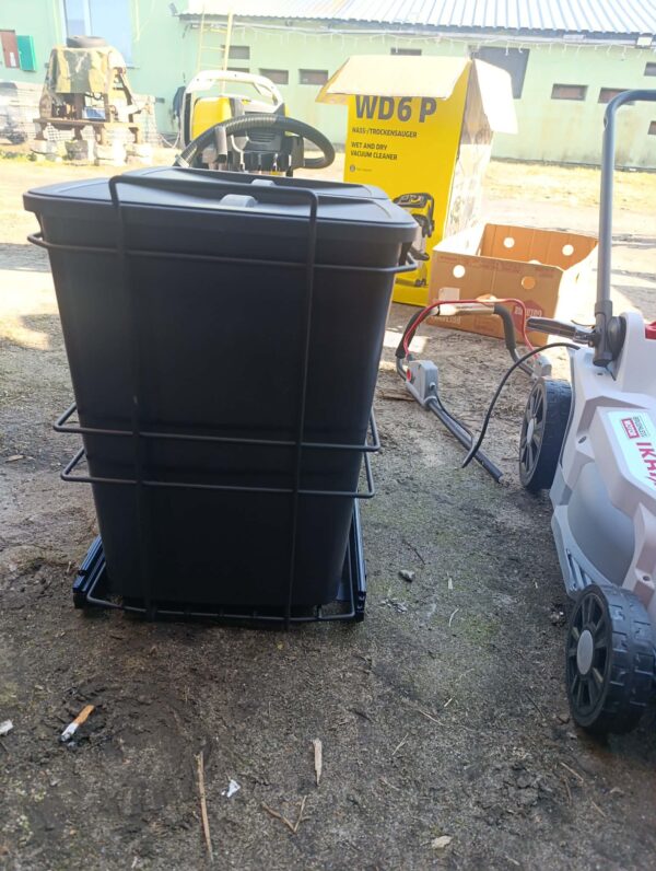 Podwójny śmietnik do zabudowy pod szafkę – Wysuwany kosz 2x pojemnik z prowadnicą